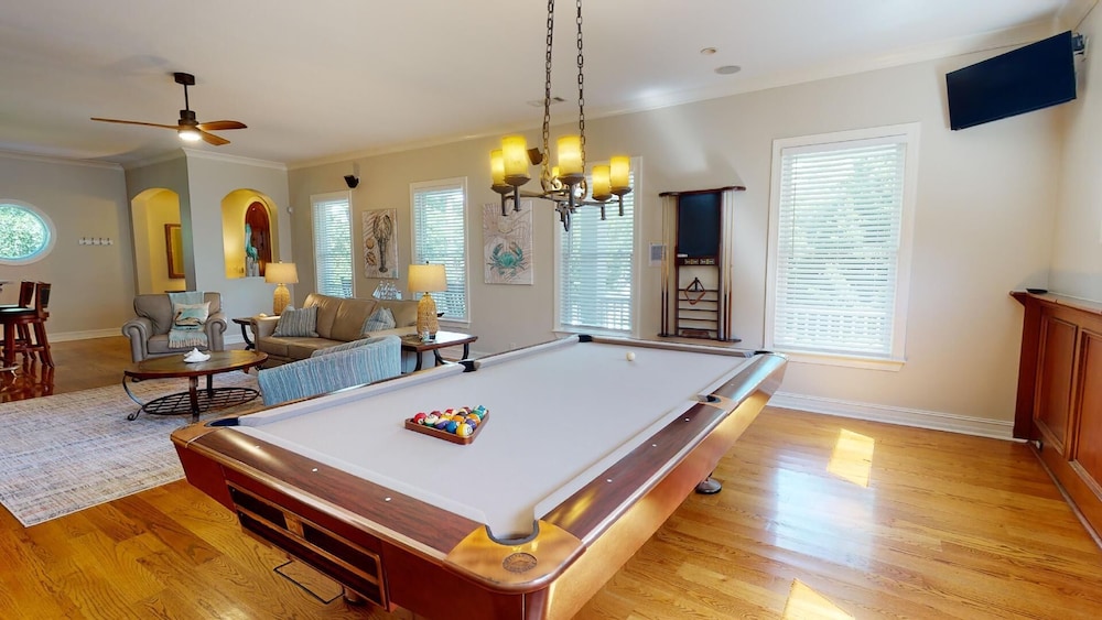 The Pelican House by Tybee Vacation Rentals