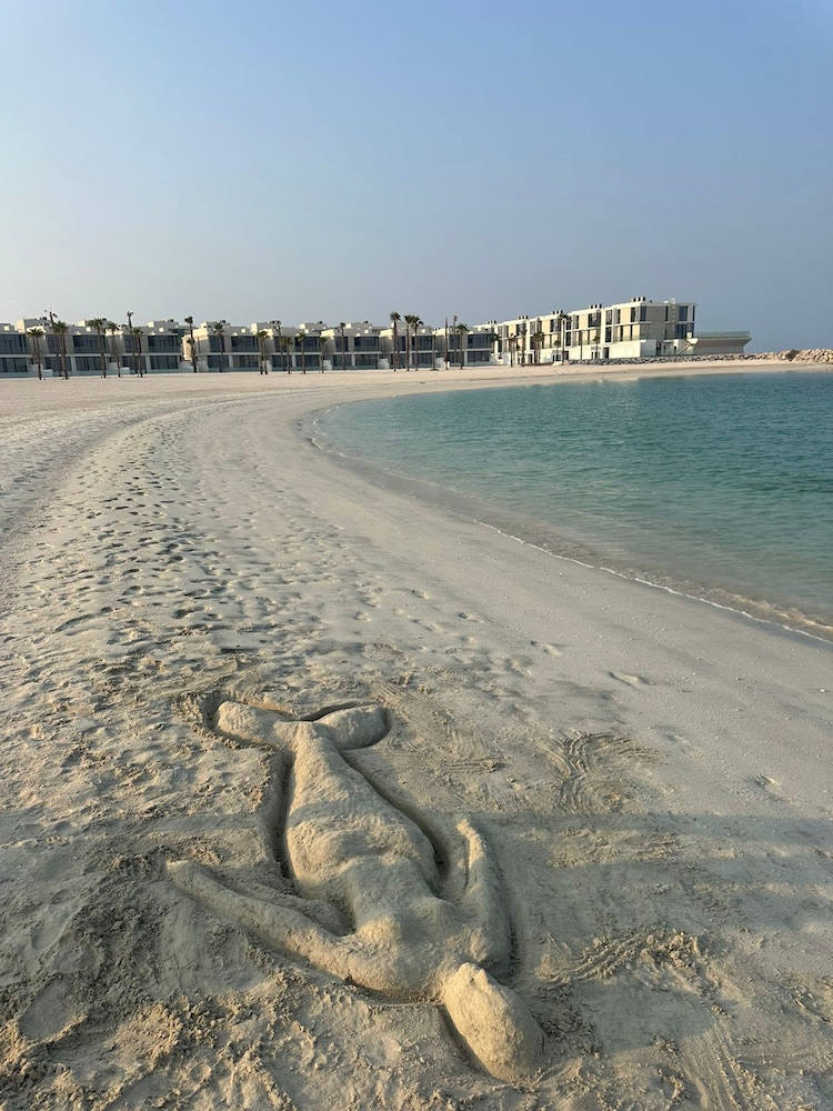 Impressive townhouse in Al Danah Bay