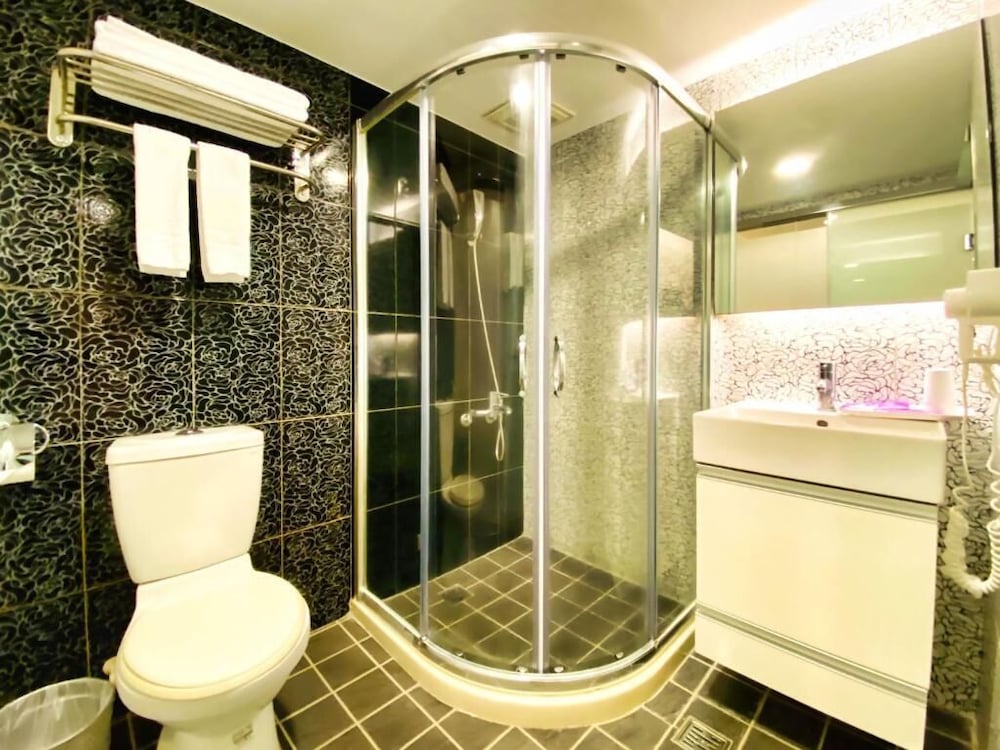 HUB HOTEL XIMEN XINING INN