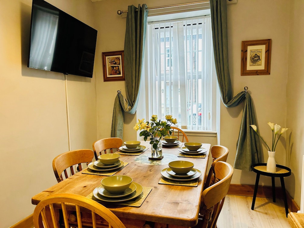 The Oaks Cottage