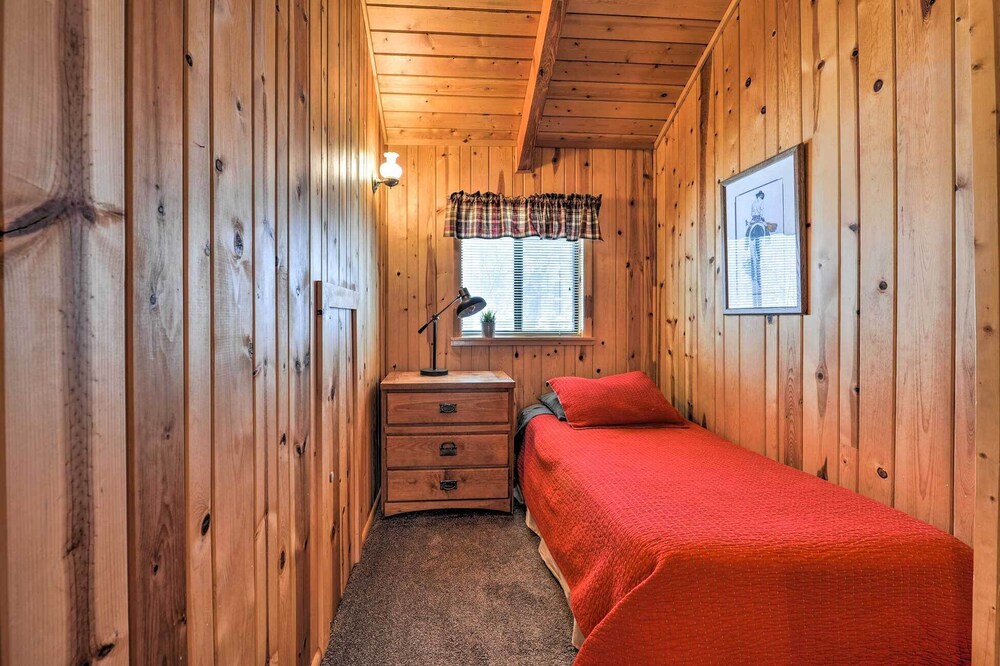 Star Valley Ranch Cabin Getaway: Hot Tub! view 5
