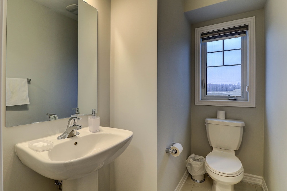 Oshawa Luxury