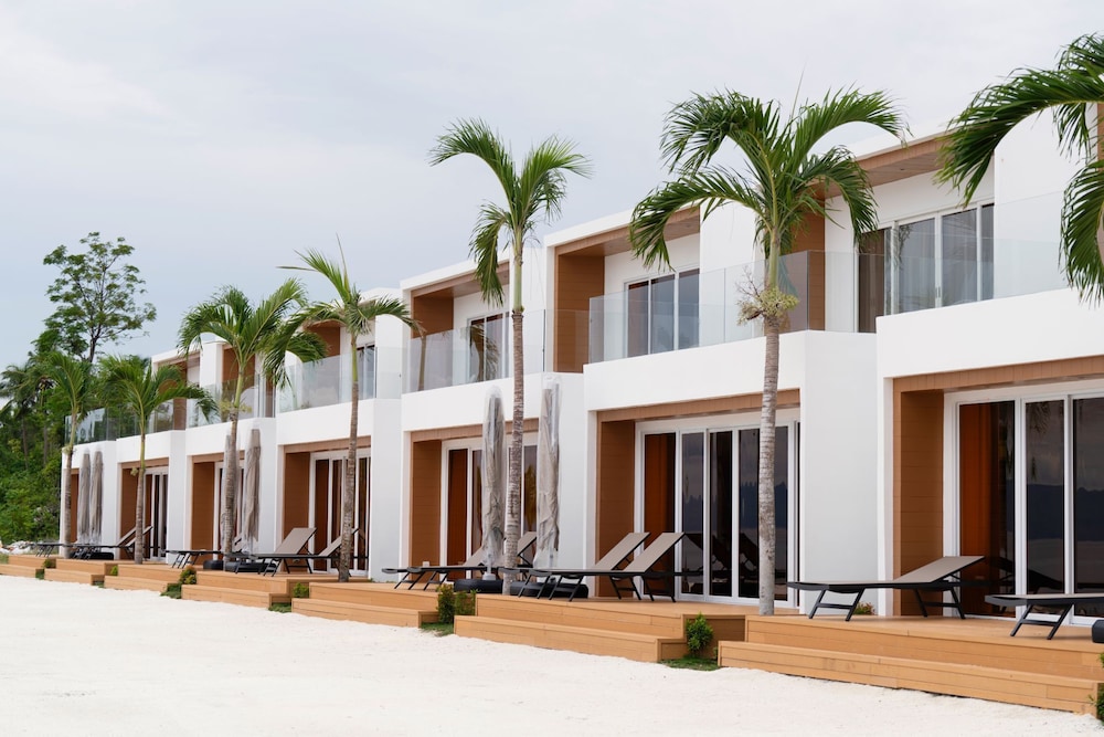 LIME Resort Bohol, a member of Radisson Individuals Premier