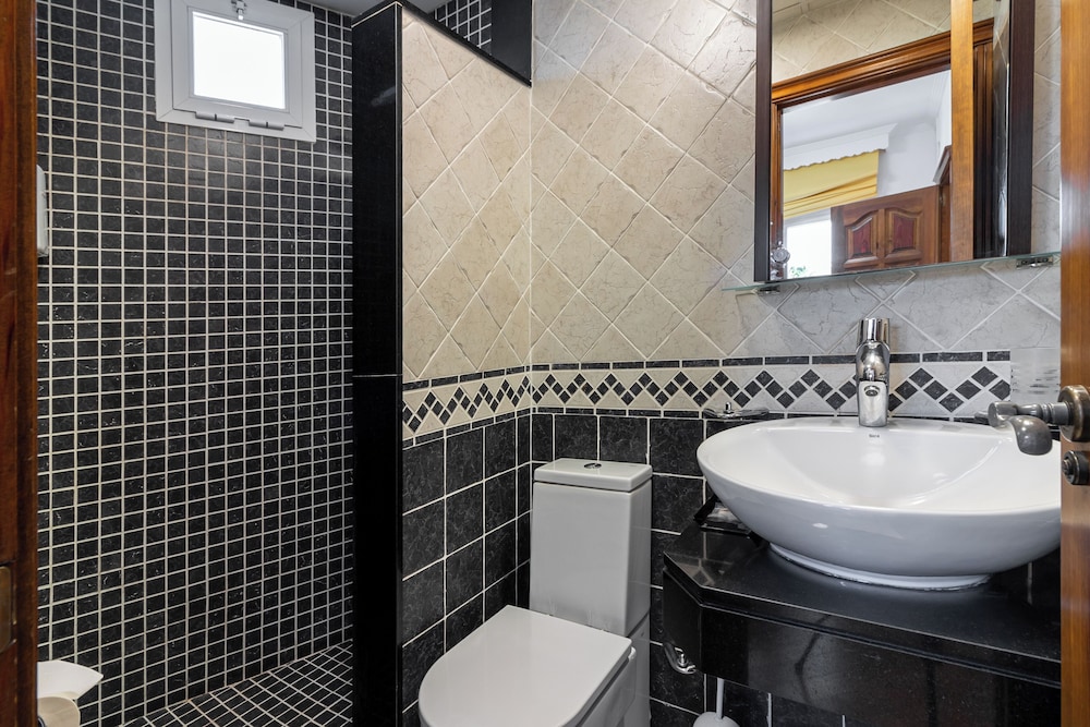 Apartamentos Avenida Tropical by Bossh