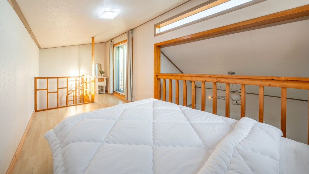 Ganghwa Raube Pet-friendly Pension