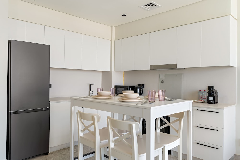 Elegant One-bedroom in Dubai Hills for 4 Persons
