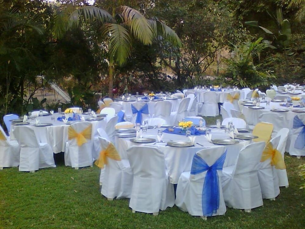 Palmwood Lodge