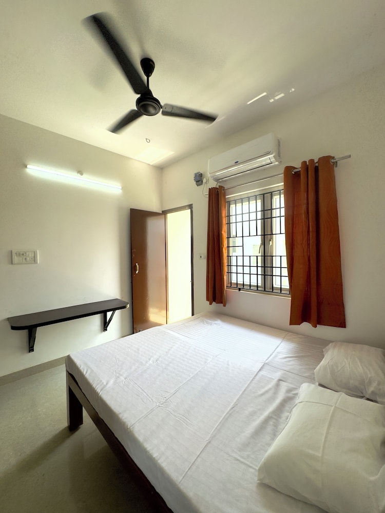 Sishya Service Apartment - Chennai OMR