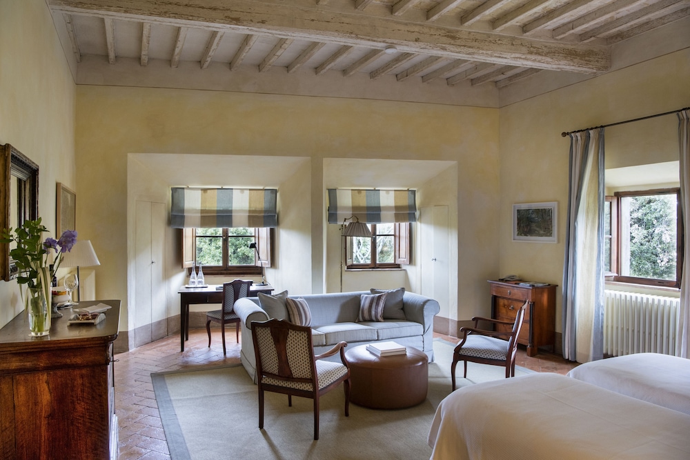 Borgo Pignano Volterra Tuscany