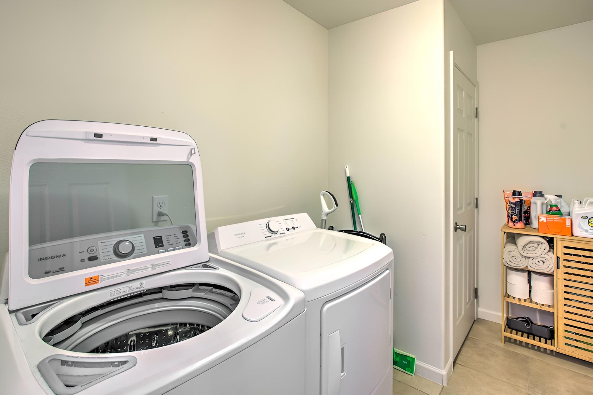 Family-friendly Tacoma Home w/ Private Yard! view 4