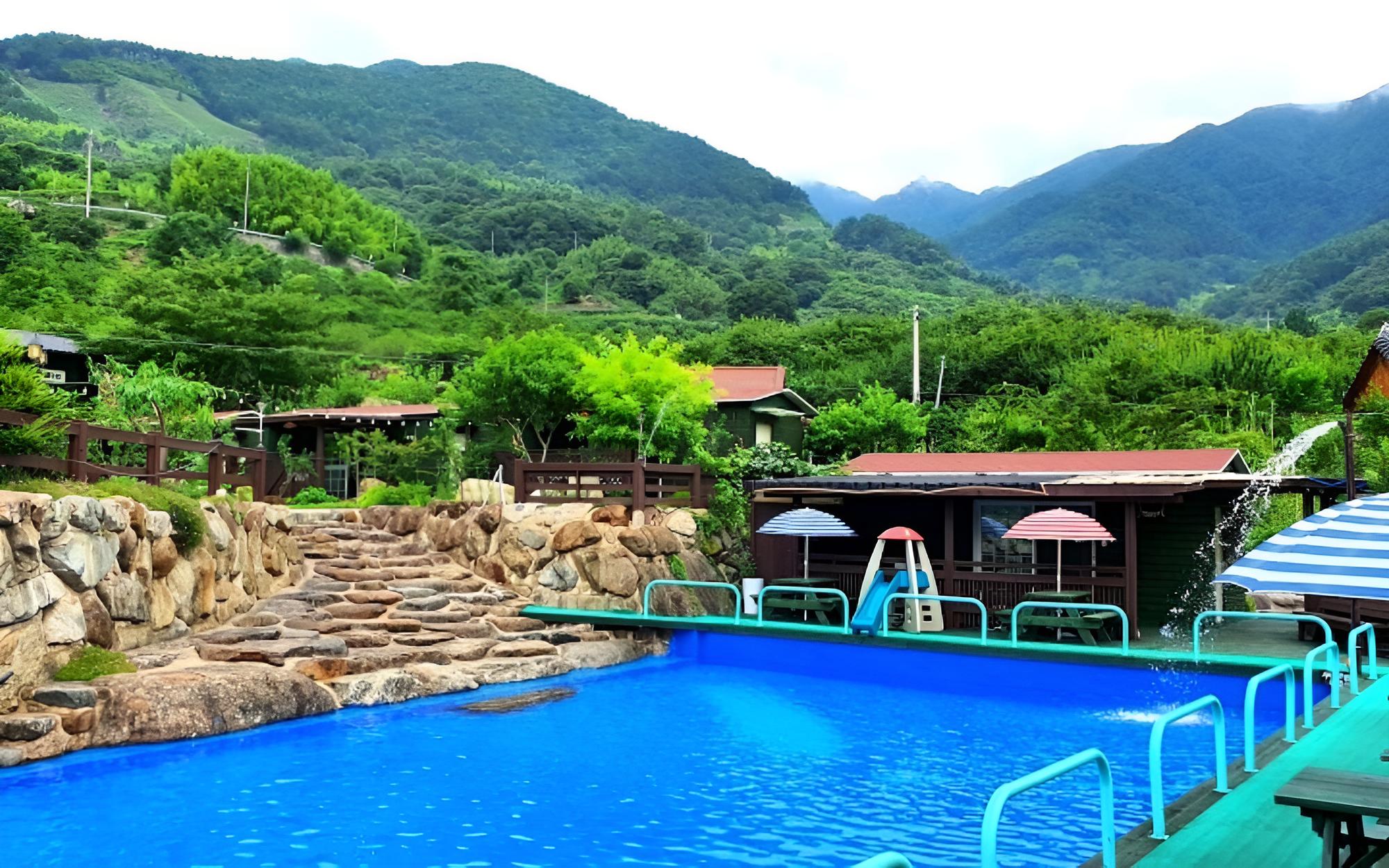 Hadong Sansuae Pension