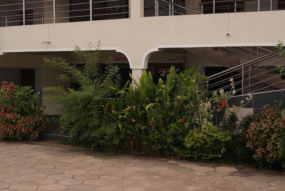 The Golden Apple Guest House