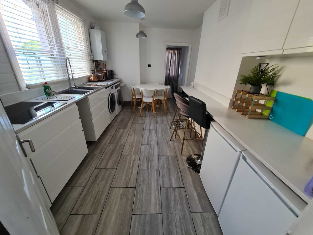 3-bed House in London Self-contained in Ladywell