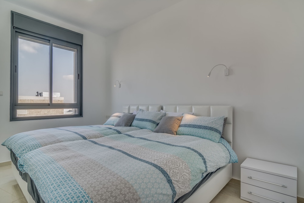 Jerusalem Penthouse view 2