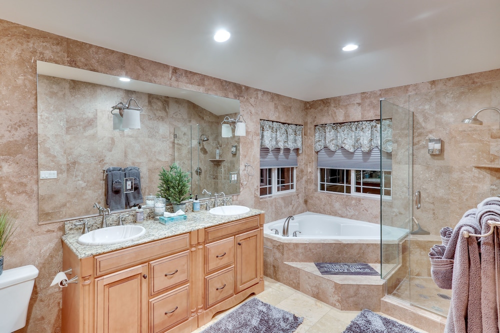 Spacious Big Bear Home w/ Game Room + Hot Tub!