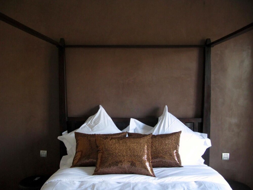 Palais Rim Marrakech – Grande Villa de Vacances avec Piscine et Jardin