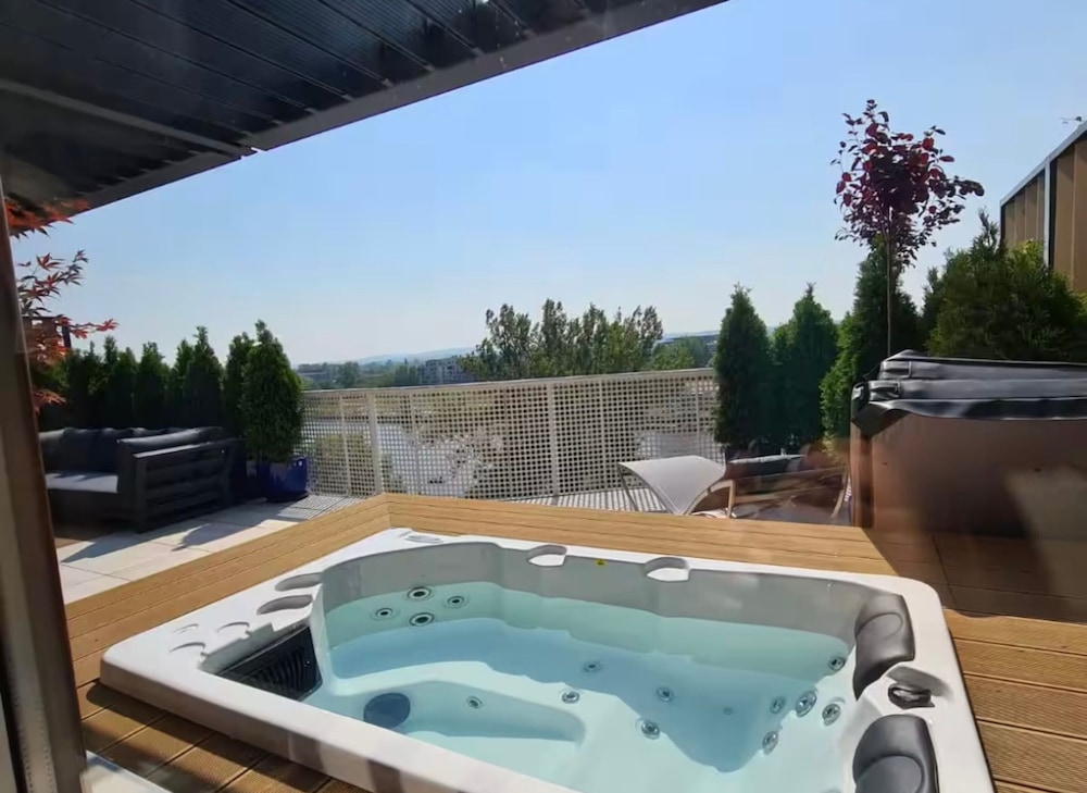 Luxurious apartment with jacuzziCracovia