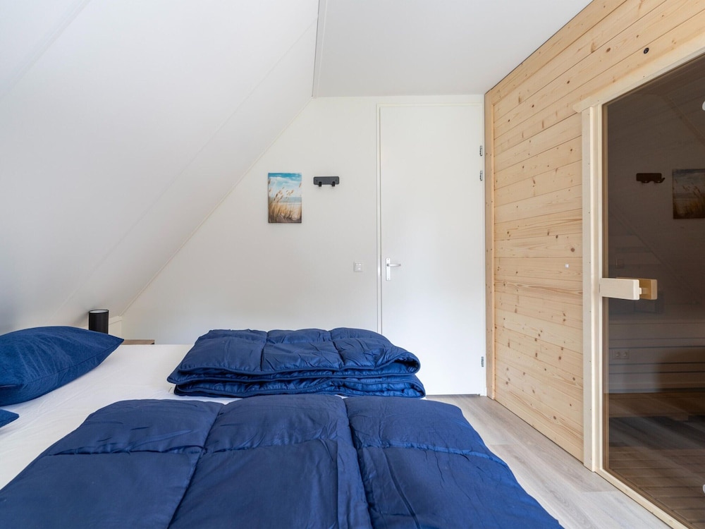 Holiday Home by Lake Beach Simonshaven view 3