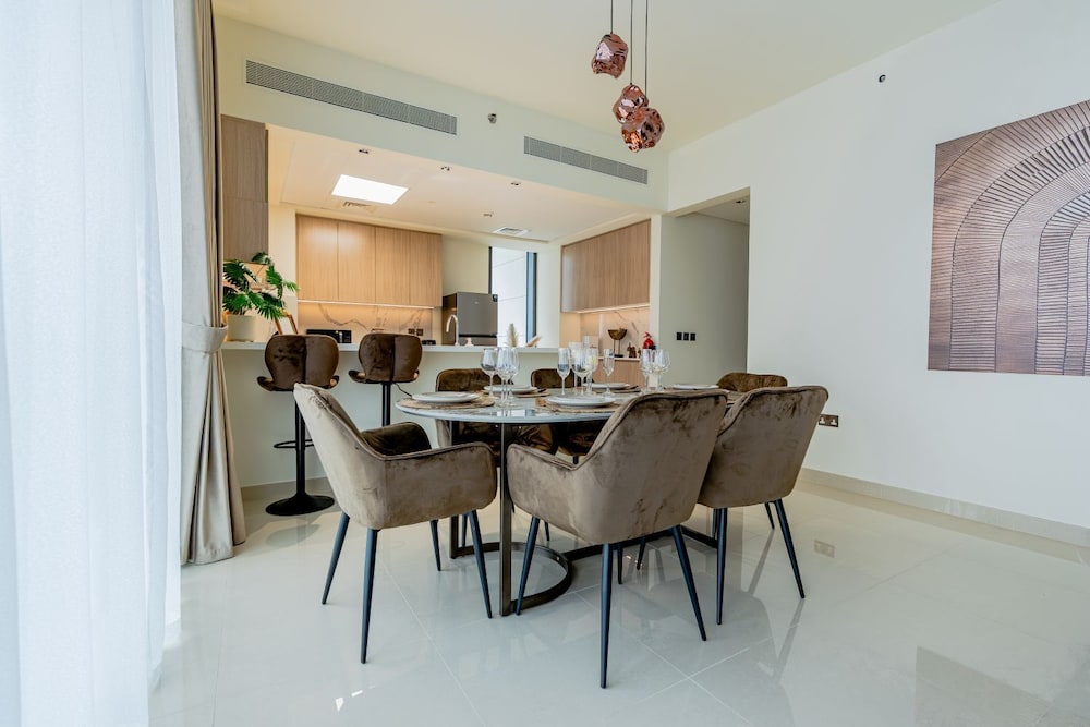 Sophisticated Interior near Hayat Beach