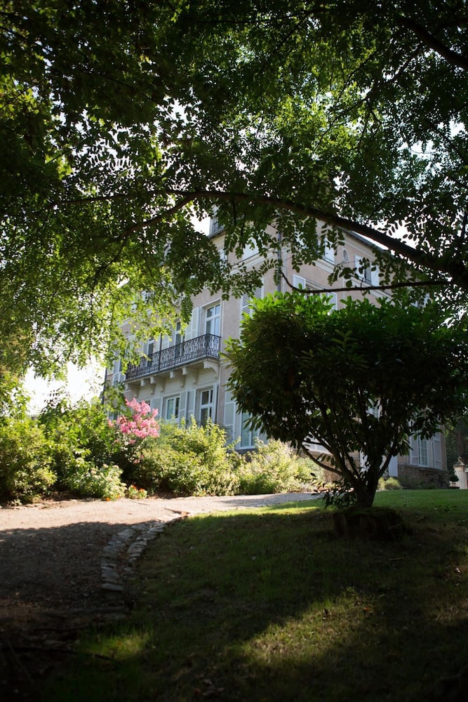 Le Château de la Vierge