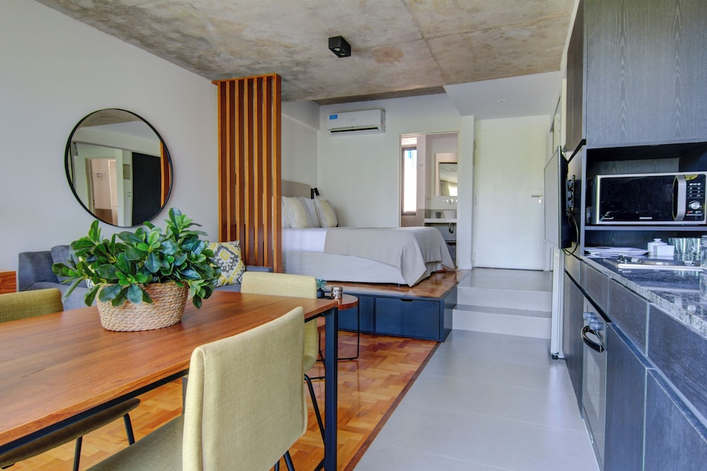 Oasis Palermo