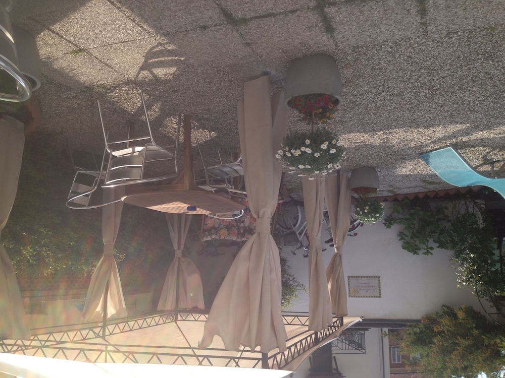 Photo 49