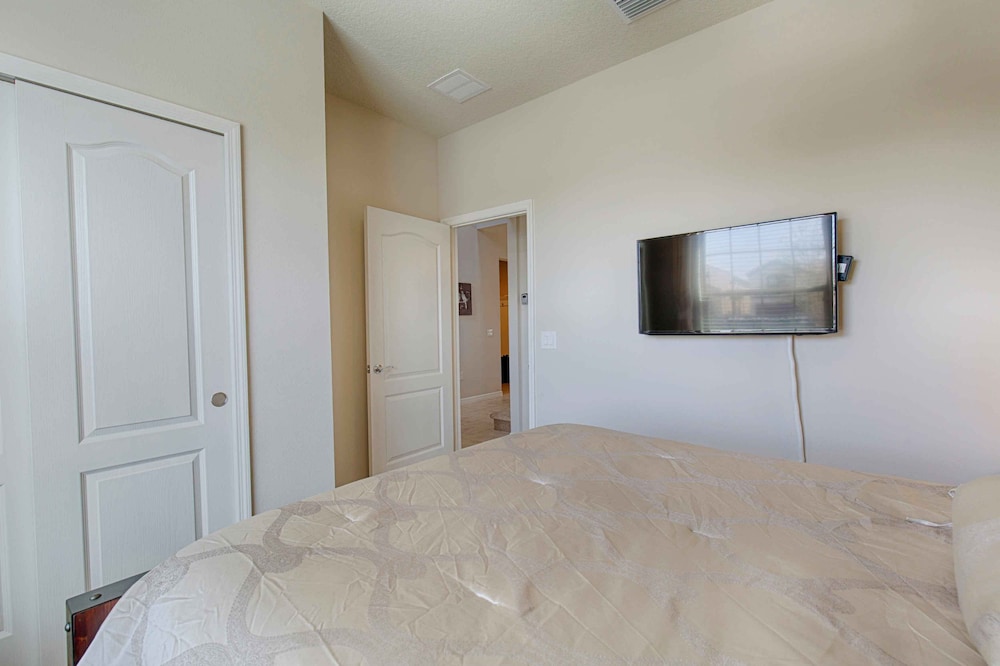 Shv1212ha - 8 Bedroom Villa In Windsor At Westside, Sleeps Up To 20, Just 7 Miles To Disney