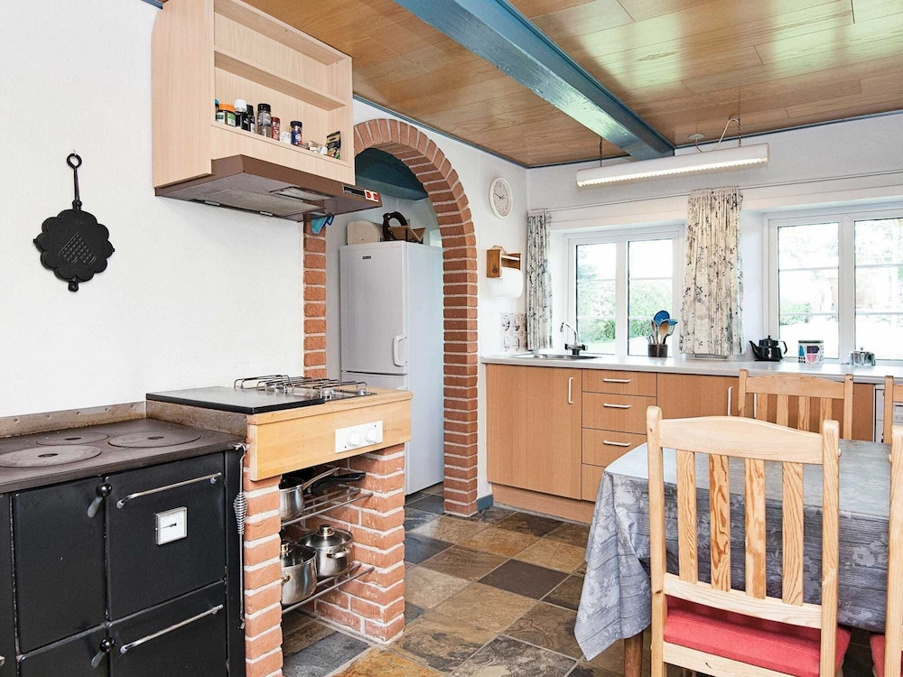 Vintage Holiday Home in Bredebro near Sea view 5