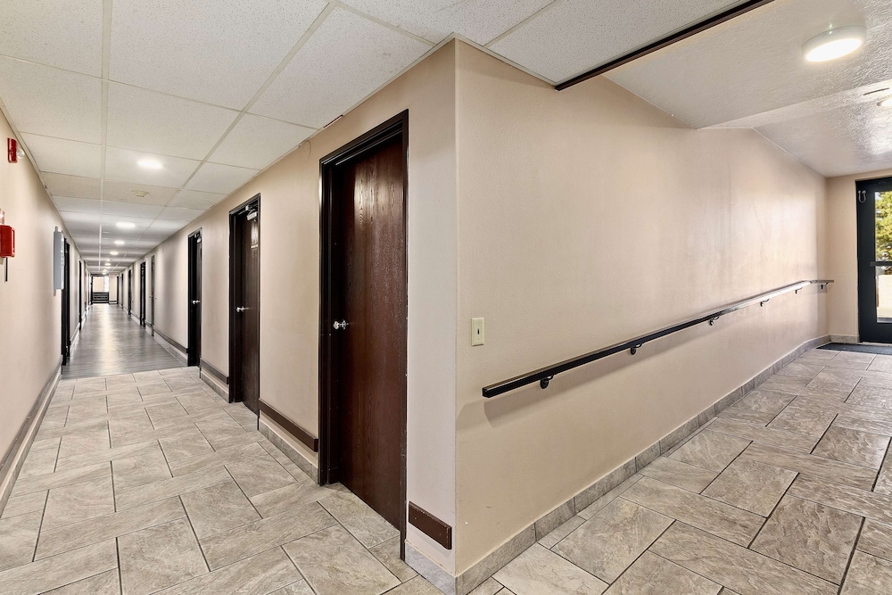 Twin Falls Vacations - SureStay Hotel by Best Western Twin Falls - Property Image 13