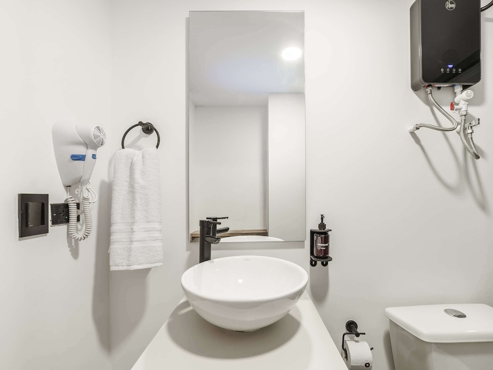 w Engaging Loft w Balcony in Laureles