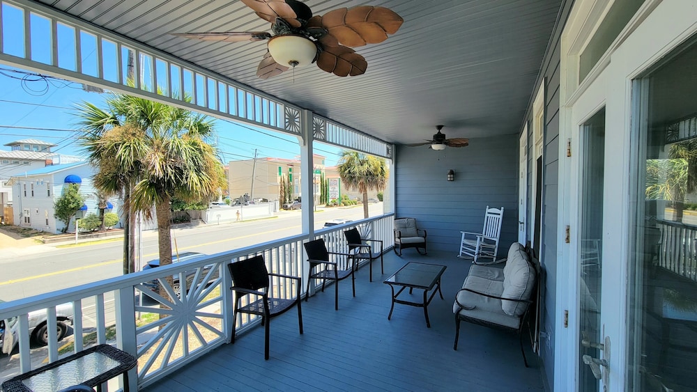 203 Butler Avenue by Tybee Vacation Rentals