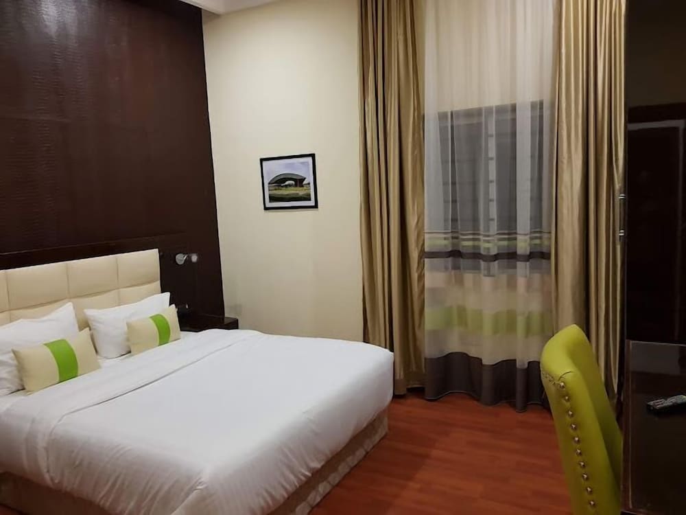 NiCotel Apartments