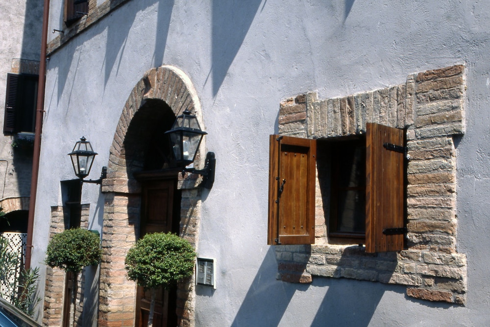 Il Castello di Rosceto