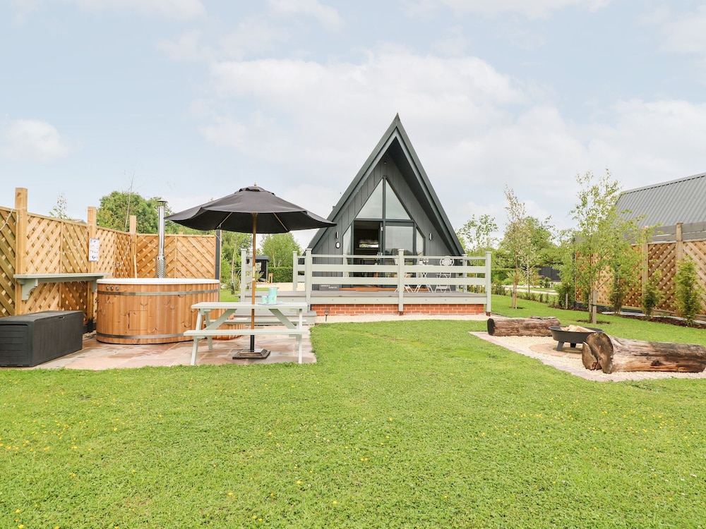 Buttercup Lodge