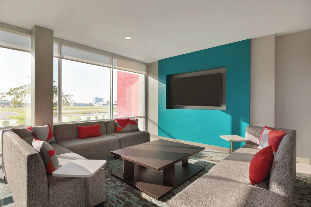 avid hotel El Paso East by IHG