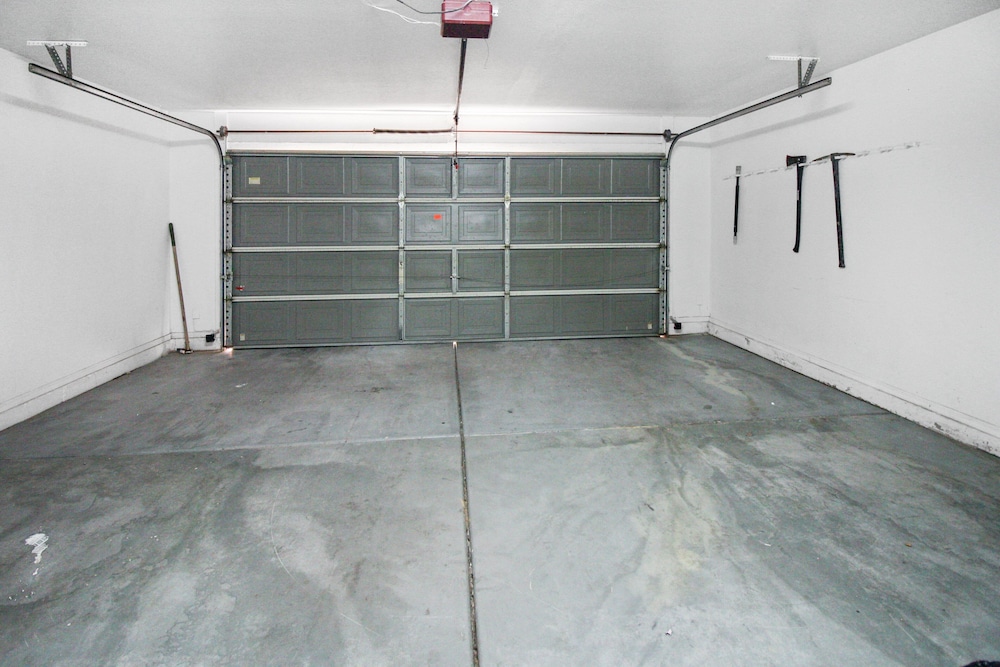 3 Bedrooms Near State Farm Stadium Pets