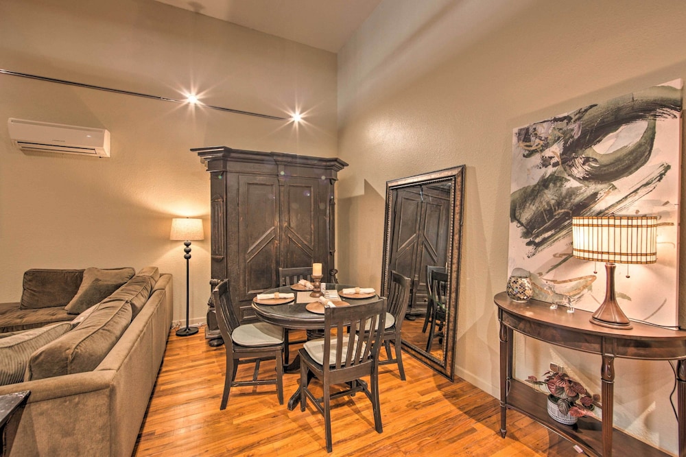 Marshall Vacations - Updated Apartment in Historic Dtwn Marshall! - Property Image 13