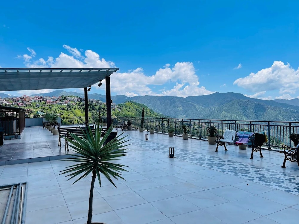 CDS Luxury Homestay Shimla