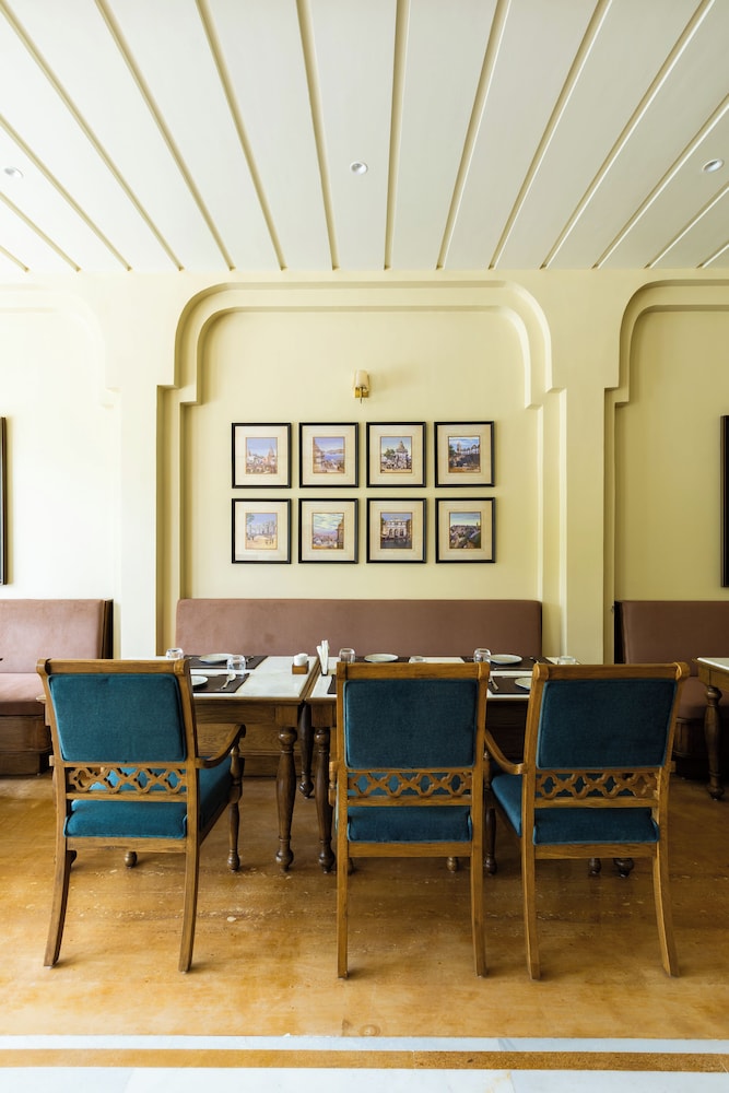 DEV BAGH LUXURIOUS PRIVATE SUITES