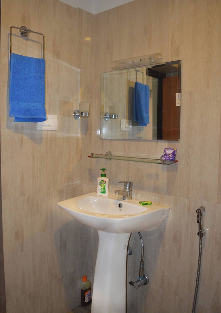 First Apartment 1bhk Thamel 5 min Walk 1st Floor