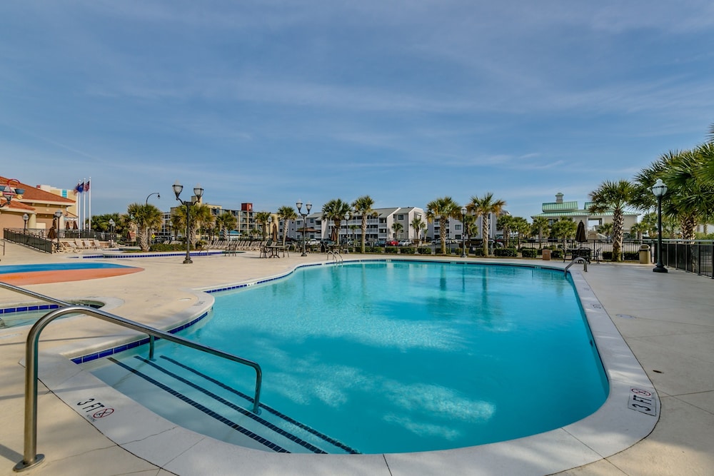Tilghman Beach and Golf Resort by Condo-World