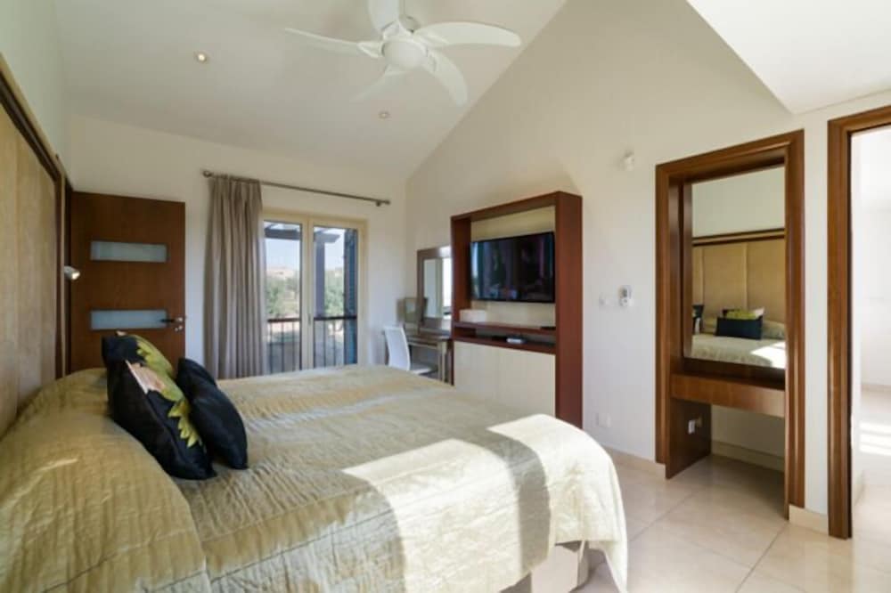 Villa 141 - Rio view 3