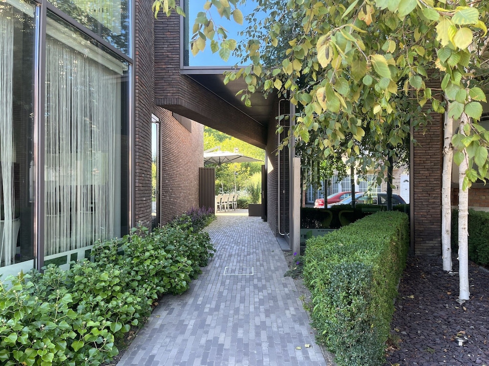 Photo 29