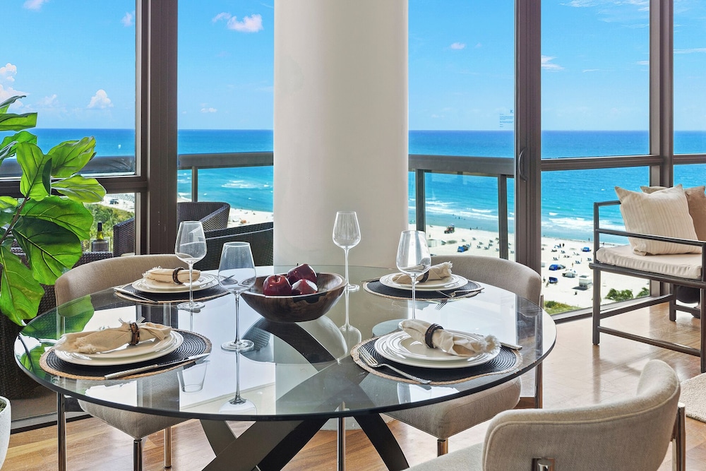Luxury Vacation Rentals at The Setai by LRMB