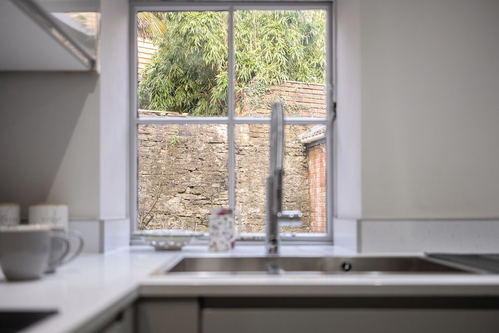 Eilmers Cottage Lovely 4BD in Malmesbury