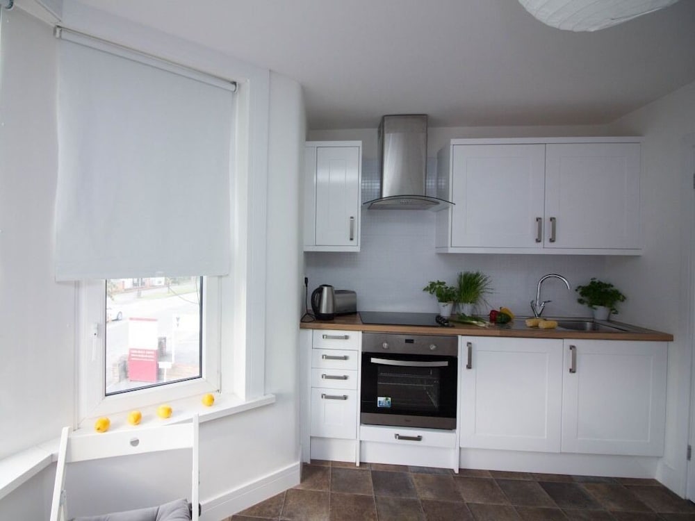 Beddoe Apartments