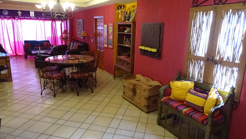 Las Palmas Resort At Sandy Beach Grande 405 2 Bedroom Condo by Redawning