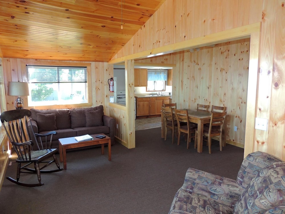 Angel Rock Waterfront Cottages and Vacation Homes