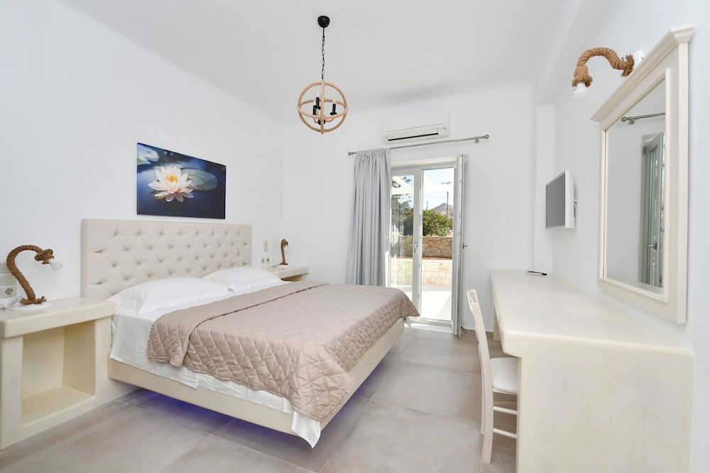 Happy 2-bedroom sea View House Pool Jacuzzi