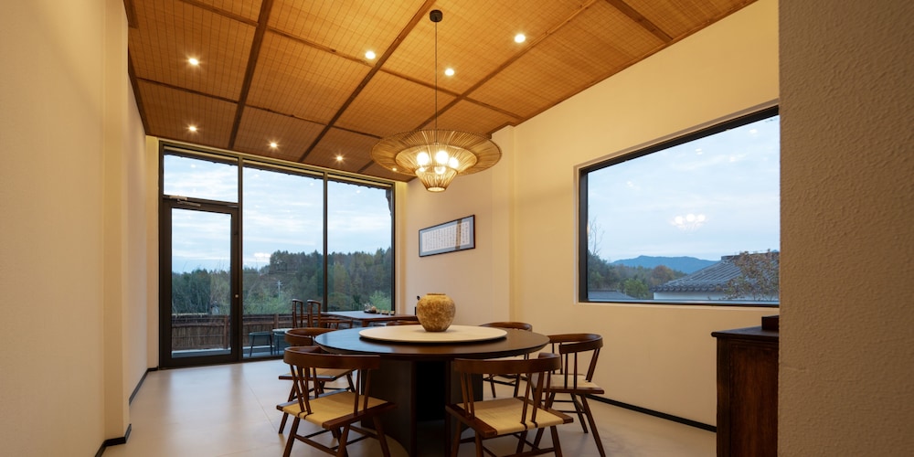 Puman manju hotel